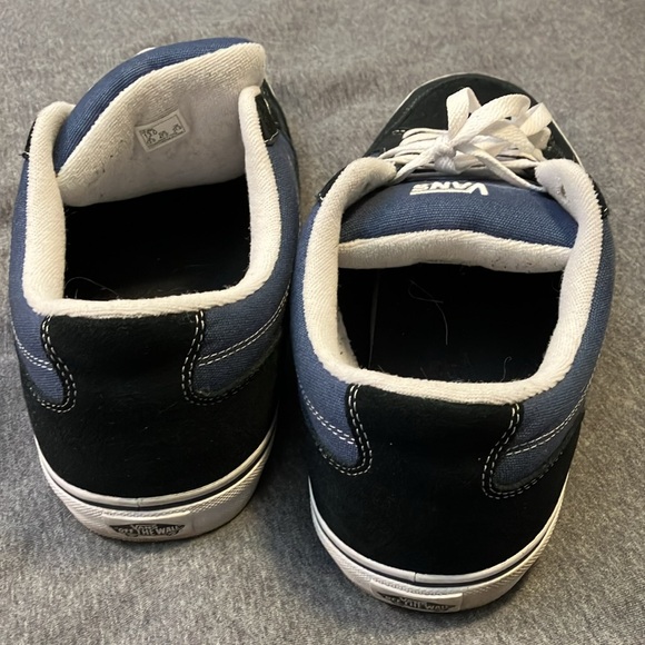 Black and blue Men’s Vans - Picture 3 of 3